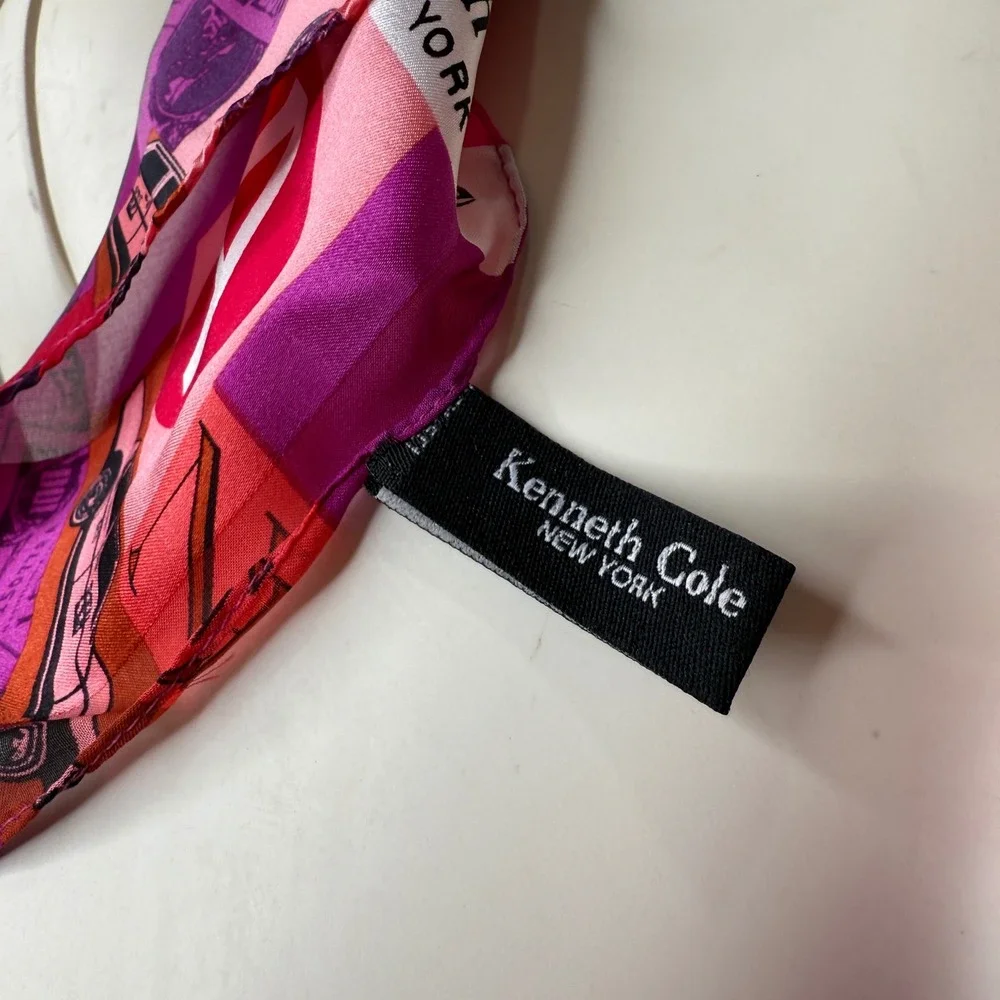 Kenneth Cole New York Big‎ Apple Scarf Pink